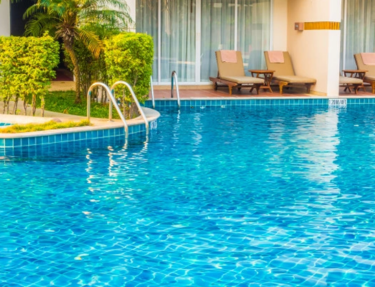swimming pool service